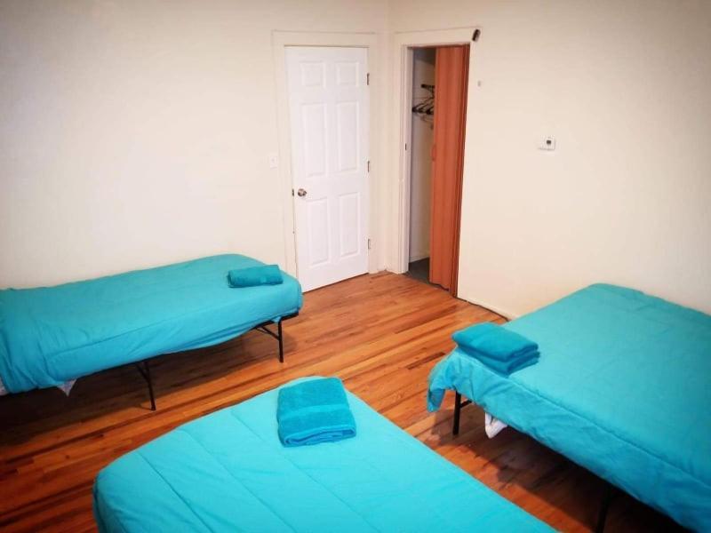 Private Bedroom Near Boston Bagian luar foto