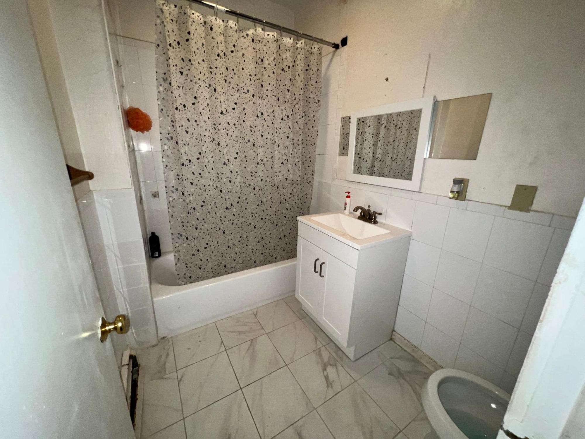 Private Bedroom Near Boston Bagian luar foto